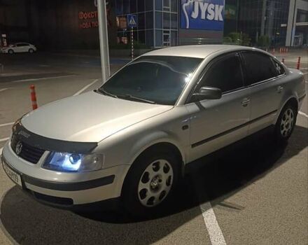 Серый Фольксваген Пассат, объемом двигателя 1.6 л и пробегом 245 тыс. км за 4500 $, фото 4 на Automoto.ua