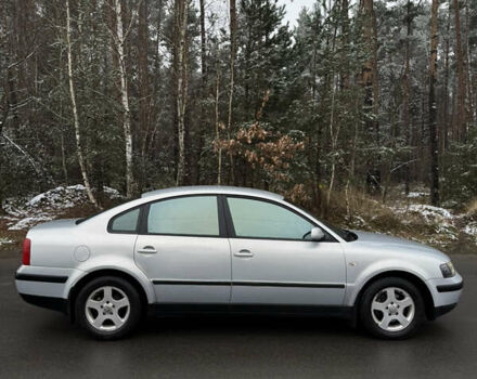 Серый Фольксваген Пассат, объемом двигателя 1.9 л и пробегом 402 тыс. км за 4200 $, фото 7 на Automoto.ua