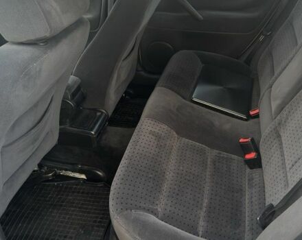 Серый Фольксваген Пассат, объемом двигателя 1.8 л и пробегом 477 тыс. км за 3700 $, фото 10 на Automoto.ua