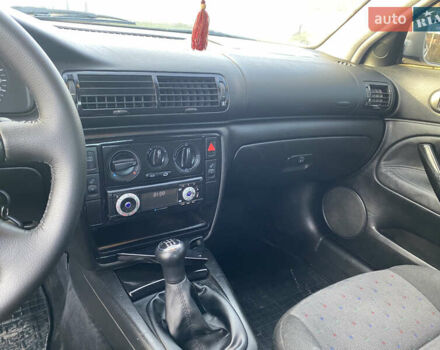 Серый Фольксваген Пассат, объемом двигателя 1.6 л и пробегом 342 тыс. км за 3500 $, фото 9 на Automoto.ua