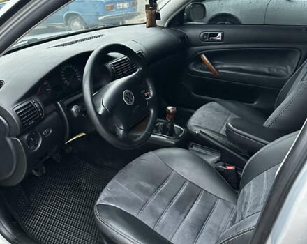 Сірий Фольксваген Пассат, об'ємом двигуна 1.78 л та пробігом 302 тис. км за 3950 $, фото 22 на Automoto.ua