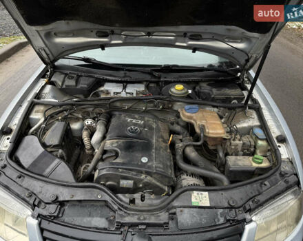 Серый Фольксваген Пассат, объемом двигателя 1.9 л и пробегом 402 тыс. км за 4200 $, фото 18 на Automoto.ua