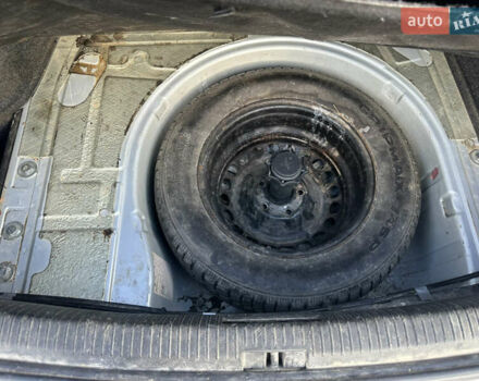 Серый Фольксваген Пассат, объемом двигателя 1.6 л и пробегом 217 тыс. км за 2850 $, фото 10 на Automoto.ua