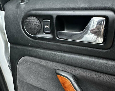 Сірий Фольксваген Пассат, об'ємом двигуна 1.78 л та пробігом 302 тис. км за 3950 $, фото 14 на Automoto.ua