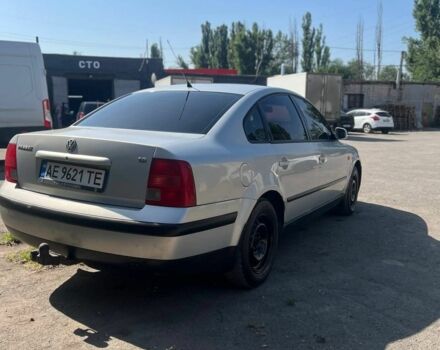 Сірий Фольксваген Пассат, об'ємом двигуна 1.8 л та пробігом 200 тис. км за 3300 $, фото 5 на Automoto.ua