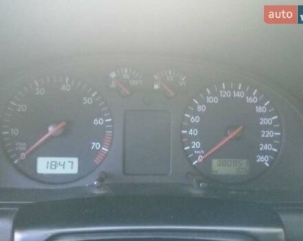 Серый Фольксваген Пассат, объемом двигателя 1.8 л и пробегом 380 тыс. км за 3800 $, фото 4 на Automoto.ua