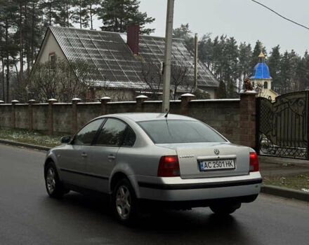 Серый Фольксваген Пассат, объемом двигателя 1.9 л и пробегом 402 тыс. км за 4200 $, фото 4 на Automoto.ua