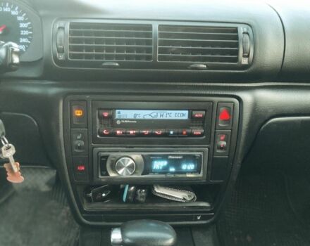 Серый Фольксваген Пассат, объемом двигателя 2.5 л и пробегом 350 тыс. км за 2800 $, фото 14 на Automoto.ua