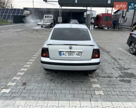 Сірий Фольксваген Пассат, об'ємом двигуна 1.6 л та пробігом 182 тис. км за 4500 $, фото 3 на Automoto.ua