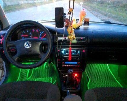 Сірий Фольксваген Пассат, об'ємом двигуна 1.9 л та пробігом 370 тис. км за 3499 $, фото 9 на Automoto.ua