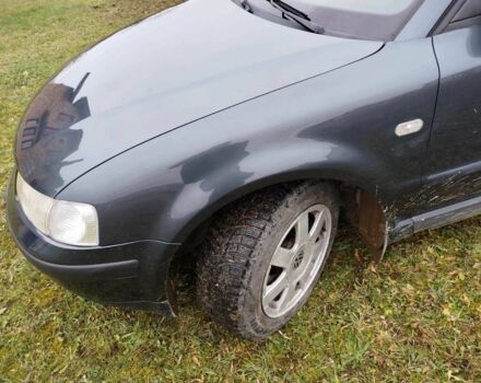 Сірий Фольксваген Пассат, об'ємом двигуна 1.6 л та пробігом 289 тис. км за 4300 $, фото 1 на Automoto.ua