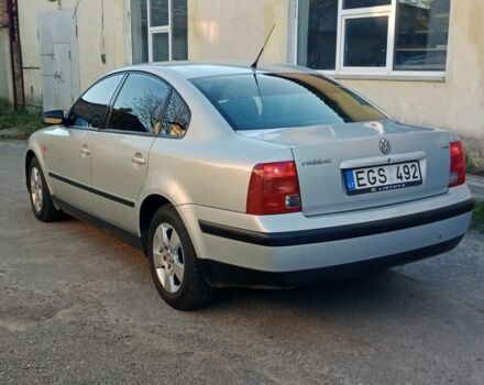 Серый Фольксваген Пассат, объемом двигателя 2 л и пробегом 300 тыс. км за 1900 $, фото 2 на Automoto.ua