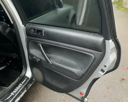 Серый Фольксваген Пассат, объемом двигателя 1.9 л и пробегом 300 тыс. км за 4000 $, фото 5 на Automoto.ua