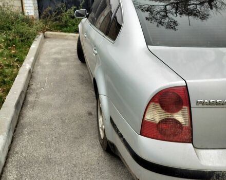 Сірий Фольксваген Пассат, об'ємом двигуна 1.6 л та пробігом 304 тис. км за 4100 $, фото 3 на Automoto.ua