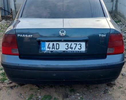 Серый Фольксваген Пассат, объемом двигателя 1.9 л и пробегом 360 тыс. км за 1500 $, фото 7 на Automoto.ua