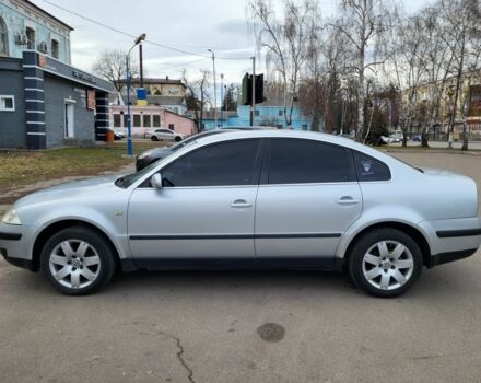 Сірий Фольксваген Пассат, об'ємом двигуна 1.8 л та пробігом 275 тис. км за 4100 $, фото 5 на Automoto.ua