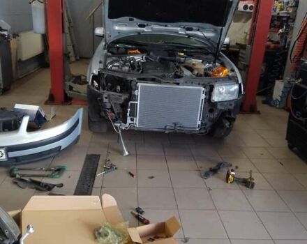 Сірий Фольксваген Пассат, об'ємом двигуна 1.8 л та пробігом 265 тис. км за 4000 $, фото 8 на Automoto.ua