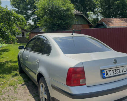 Серый Фольксваген Пассат, объемом двигателя 1.78 л и пробегом 245 тыс. км за 3500 $, фото 2 на Automoto.ua