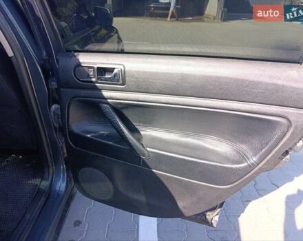 Серый Фольксваген Пассат, объемом двигателя 1.6 л и пробегом 241 тыс. км за 4200 $, фото 10 на Automoto.ua