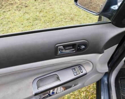 Сірий Фольксваген Пассат, об'ємом двигуна 1.6 л та пробігом 289 тис. км за 4300 $, фото 7 на Automoto.ua