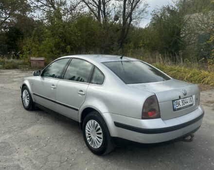 Серый Фольксваген Пассат, объемом двигателя 1.9 л и пробегом 280 тыс. км за 3350 $, фото 4 на Automoto.ua