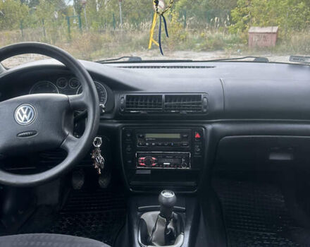 Серый Фольксваген Пассат, объемом двигателя 1.9 л и пробегом 280 тыс. км за 3350 $, фото 14 на Automoto.ua