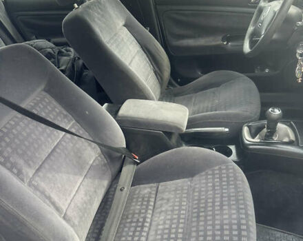 Серый Фольксваген Пассат, объемом двигателя 1.9 л и пробегом 280 тыс. км за 3350 $, фото 12 на Automoto.ua