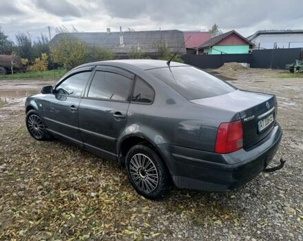 Серый Фольксваген Пассат, объемом двигателя 1.9 л и пробегом 325 тыс. км за 2800 $, фото 1 на Automoto.ua