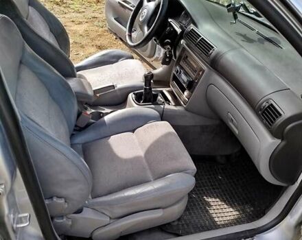 Серый Фольксваген Пассат, объемом двигателя 1.98 л и пробегом 348 тыс. км за 4800 $, фото 5 на Automoto.ua