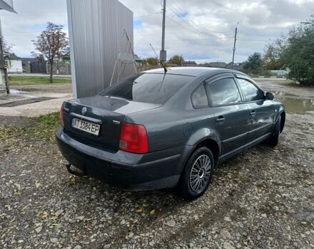 Серый Фольксваген Пассат, объемом двигателя 1.9 л и пробегом 325 тыс. км за 2800 $, фото 3 на Automoto.ua