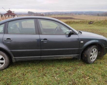 Сірий Фольксваген Пассат, об'ємом двигуна 1.6 л та пробігом 289 тис. км за 4300 $, фото 2 на Automoto.ua