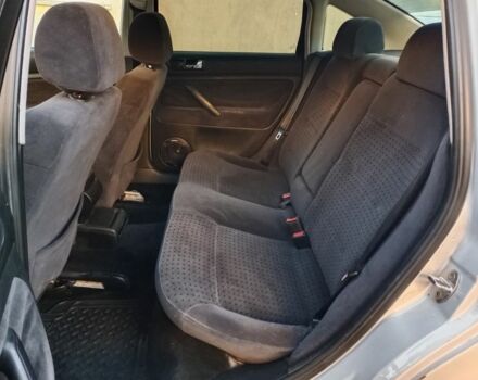 Серый Фольксваген Пассат, объемом двигателя 2 л и пробегом 300 тыс. км за 1900 $, фото 5 на Automoto.ua