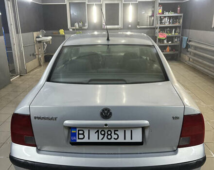 Серый Фольксваген Пассат, объемом двигателя 1.8 л и пробегом 298 тыс. км за 3400 $, фото 5 на Automoto.ua