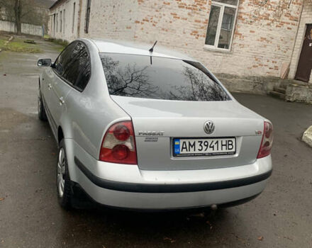 Серый Фольксваген Пассат, объемом двигателя 1.9 л и пробегом 300 тыс. км за 4000 $, фото 2 на Automoto.ua