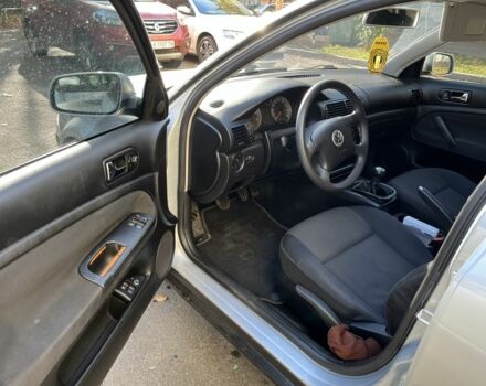 Сірий Фольксваген Пассат, об'ємом двигуна 1.6 л та пробігом 248 тис. км за 5200 $, фото 6 на Automoto.ua