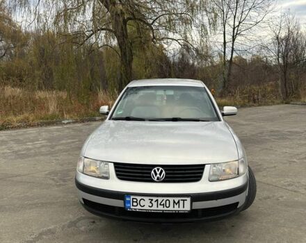 Серый Фольксваген Пассат, объемом двигателя 1.6 л и пробегом 189 тыс. км за 4400 $, фото 4 на Automoto.ua