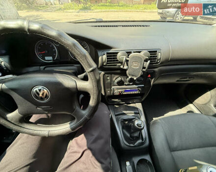 Серый Фольксваген Пассат, объемом двигателя 1.6 л и пробегом 290 тыс. км за 5300 $, фото 11 на Automoto.ua