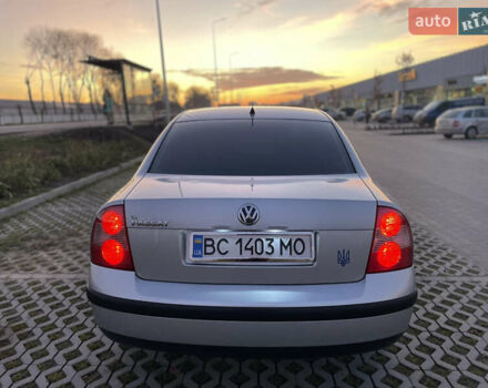Серый Фольксваген Пассат, объемом двигателя 1.6 л и пробегом 200 тыс. км за 4300 $, фото 5 на Automoto.ua