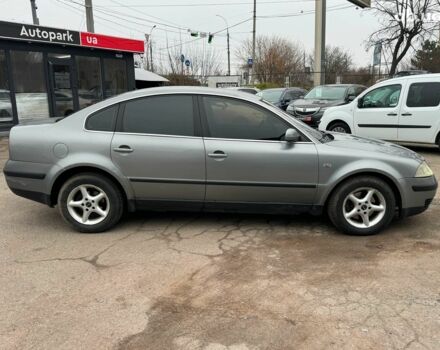 Серый Фольксваген Пассат, объемом двигателя 1.9 л и пробегом 460 тыс. км за 5090 $, фото 4 на Automoto.ua