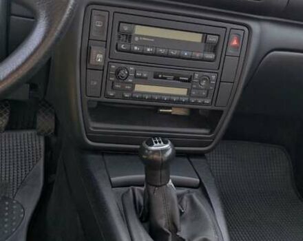 Серый Фольксваген Пассат, объемом двигателя 1.6 л и пробегом 145 тыс. км за 4800 $, фото 21 на Automoto.ua