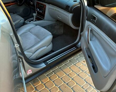 Сірий Фольксваген Пассат, об'ємом двигуна 2.3 л та пробігом 184 тис. км за 4700 $, фото 5 на Automoto.ua