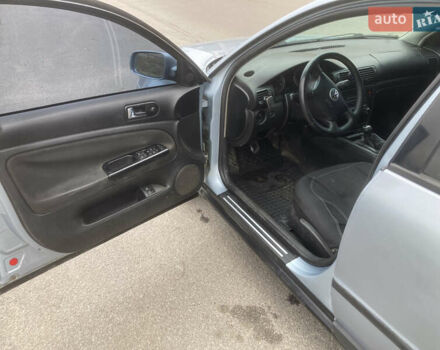 Серый Фольксваген Пассат, объемом двигателя 1.78 л и пробегом 396 тыс. км за 3800 $, фото 10 на Automoto.ua