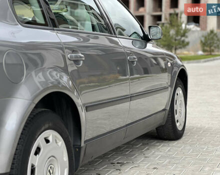 Сірий Фольксваген Пассат, об'ємом двигуна 1.6 л та пробігом 186 тис. км за 4199 $, фото 60 на Automoto.ua