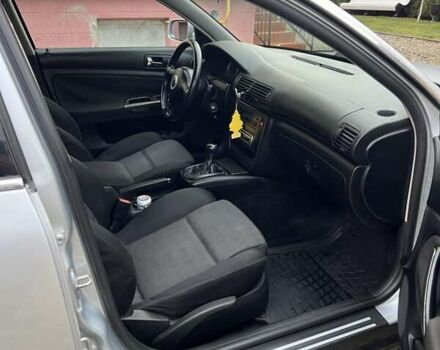 Серый Фольксваген Пассат, объемом двигателя 1.78 л и пробегом 253 тыс. км за 3700 $, фото 6 на Automoto.ua