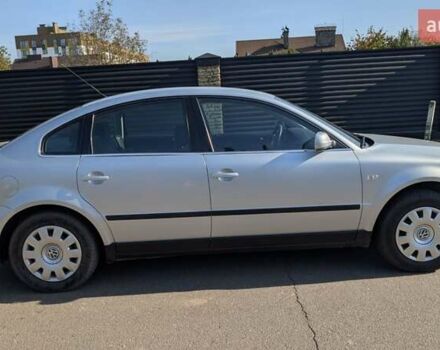 Серый Фольксваген Пассат, объемом двигателя 1.6 л и пробегом 145 тыс. км за 4800 $, фото 5 на Automoto.ua