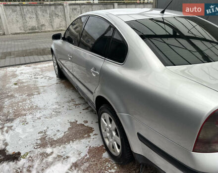 Серый Фольксваген Пассат, объемом двигателя 1.9 л и пробегом 428 тыс. км за 3800 $, фото 4 на Automoto.ua