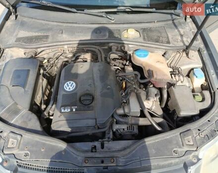Сірий Фольксваген Пассат, об'ємом двигуна 1.8 л та пробігом 312 тис. км за 4400 $, фото 5 на Automoto.ua
