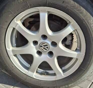 Серый Фольксваген Пассат, объемом двигателя 1.9 л и пробегом 344 тыс. км за 4800 $, фото 3 на Automoto.ua