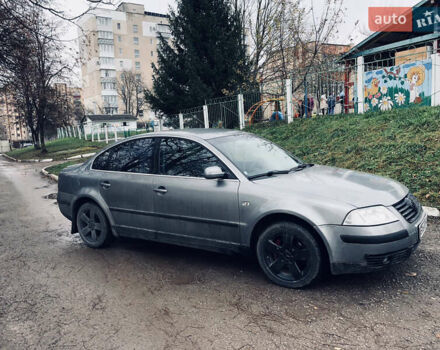 Серый Фольксваген Пассат, объемом двигателя 1.8 л и пробегом 410 тыс. км за 3000 $, фото 11 на Automoto.ua