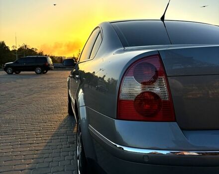 Сірий Фольксваген Пассат, об'ємом двигуна 2.3 л та пробігом 184 тис. км за 4700 $, фото 8 на Automoto.ua